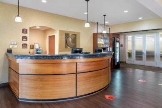 Comfort Suites Eugene University - 5