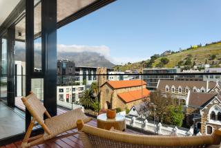 Modern Luxury Penthouse - Table Mountain Views - 0