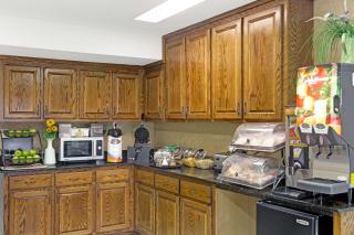 Baymont by Wyndham Sanford - Sanford - 6