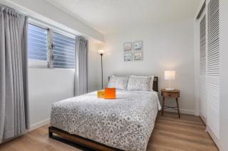01 FREE Parking 10 min beach 2br-Waikiki Ala Moana - 6