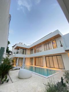Marcio Luxury Villa By Bali Lyfe Venture - 0