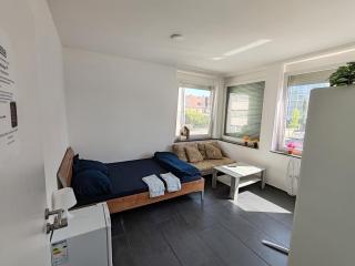 Anna Zimmer Zentral Bequem - 0