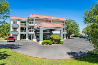 Quality Inn & Suites Sunport Airport Albuquerque - 9