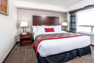Ramada by Wyndham Moose Jaw - Moose Jaw - 1