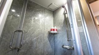 Rakuten STAY MOTEL Nikko Kinugawa Garage Concept Room - 4
