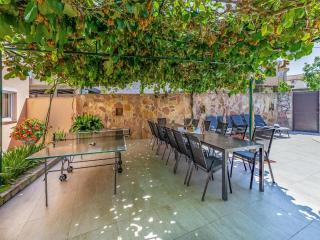 Villa in Peroj with Pool near Beach - 1