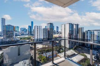 City and River View 2B2B Apt With Free Parking - Brisbane - 1