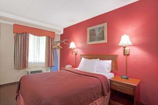 Travelodge by Wyndham Parsippany - 5
