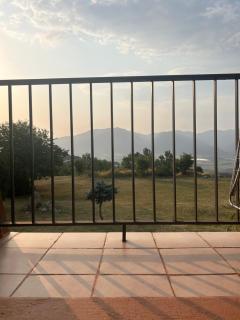 Appartement Cosy avec Vue Montagne, Balcon & Parking Gratuit - 8