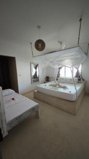 RiccArDella House Rafiki Tamu - 4