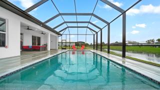 Modern Florida Escape - 0