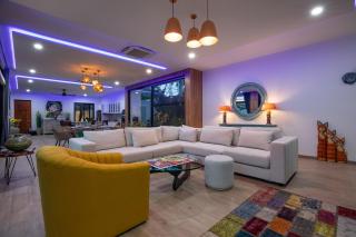 Pattana Moon - Luxury Calm 4 Bedrooms Pool Villa - 2