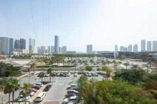 Contemporary 1BR with City View Reem Island - Abu Dhabi - 6