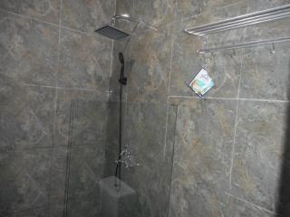 Besakih Bonny Homestay - 9