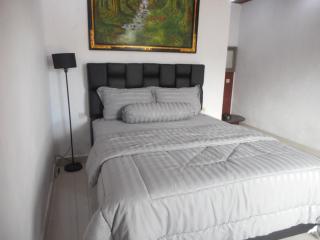 Besakih Bonny Homestay - 8