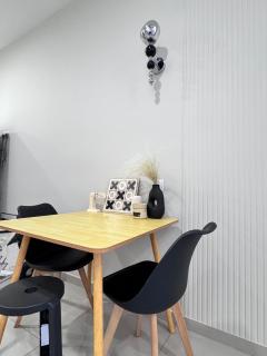 D Vervain Homestay 2BR 1Carpark - 8