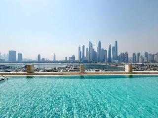 Luxury 3BR Palm Views at Emaar Beachfront - 0