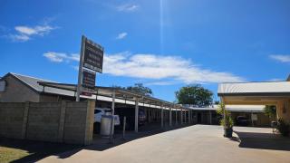 Cosmos Country Motor Inn - Charleville-Mézières - 9