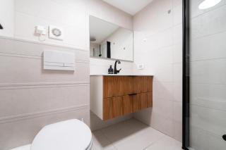 4BR Apartment Bograshov Beach TLV By Barnes - Tel Aviv - 4