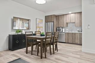 Tranquil Lake Oswego Luxury Studio - 5