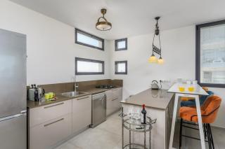 Luxury 3-Bedroom in Neve Tzedek By Barnes - 3