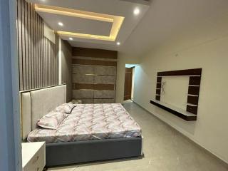 3 bhk furnished independent flat4 - 8