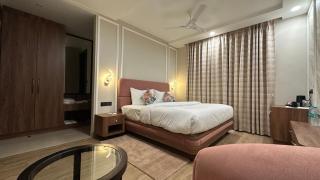 Sanguine Varanasi - 4