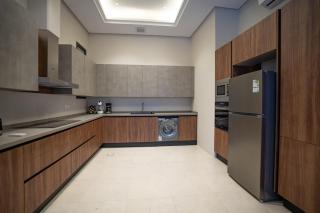 Three Bedroom Trendy apartment in Qurtoba - 4