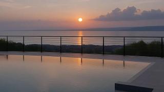 My Summer Lakeside Villa with Pool and Hot Tub - 8