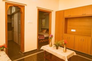 Madhava Home Stay - 8