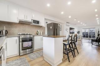 Mia's Place - Victorian Terrace with Modern Comfort - 9
