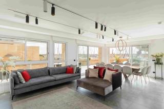 Luxury 3BR in Marina Complex By Barnes - 0
