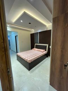 3 BHK fully furnished new flat5 - 8
