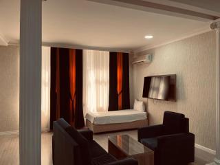 Empire Boutique Hotel Baku F1 City View - Baku - 1