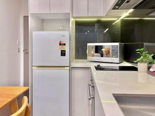 Spacious High-Floor 1BR Near Sky Tower with Pool Gym - Auckland - 7