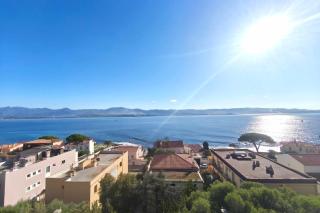 Beautiful T4 apt with a view of the Gulf d'Ajaccio - 2