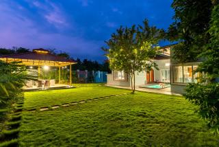 Villa Azure Bliss by Riviera Hospitality - Shāhāpur - 4