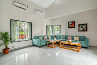 Villa Azure Bliss by Riviera Hospitality - Shāhāpur - 2