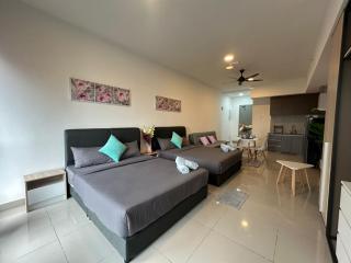 Alinea suites DSM near by shah alam - 1