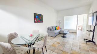 Citycenter Comfy Apartment - 8