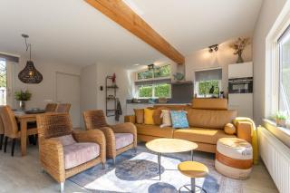 Banjaard Beach House - 9