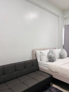 Bright and Cozy Escape with Plush Touches - Mandurriao - 2