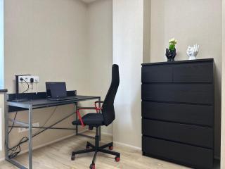 Sunny Apartment - Odessa - 6