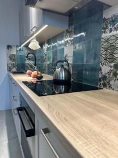 Sunny Apartment - Odessa - 3