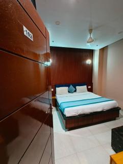 The royal hotel - 7