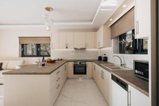 JK Villa with private pool - Lithakia - 3