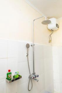 Richard's Road Homestay - 4
