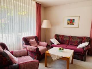 Ferienhaus Oesterle - Idyllisches Schwarzwaldhaus am Bach mit Terrasse & Balkon - Schönmünzach - 6