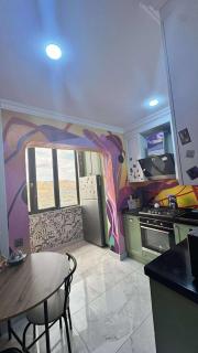 Cozy Graffiti Home In Baku - 6