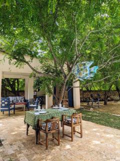 Casa Cacciatore, a coastal 2 bedroom house with swimming pool - 9